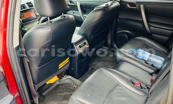 Buy Used Toyota Highlander Red Car in Cotonou in Benign Buy Used Toyota Highlander Red Car in Cotonou in Benign