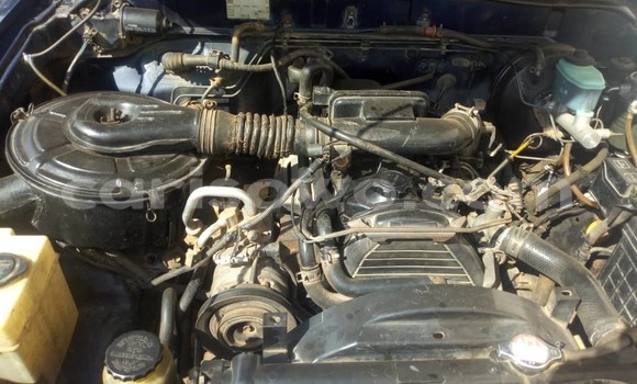 Acheter Occasion Voiture Toyota Hilux Noir à Cotonou, Benin Acheter Occasion Voiture Toyota Hilux Noir à Cotonou, Benin