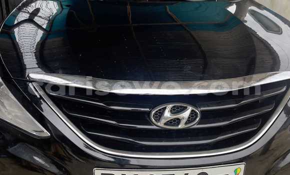 Ra Àlòkù Hyundai Sonata Black Ọkọ̀ in Abomey Calavi ni Benin Ra Àlòkù Hyundai Sonata Black Ọkọ̀ in Abomey Calavi ni Benin