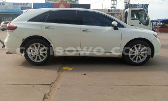 Acheter Occasion Voiture Toyota Venza Blanc à Abomey Calavi, Benin Acheter Occasion Voiture Toyota Venza Blanc à Abomey Calavi, Benin