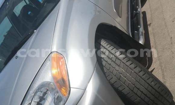 Acheter Occasion Voiture Toyota RAV4 Gris à Abomey Calavi, Benin Acheter Occasion Voiture Toyota RAV4 Gris à Abomey Calavi, Benin