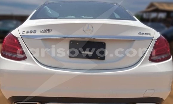 Buy Used Mercedes-Benz C-klasse White Car in Cotonou in Benign Buy Used Mercedes-Benz C-klasse White Car in Cotonou in Benign