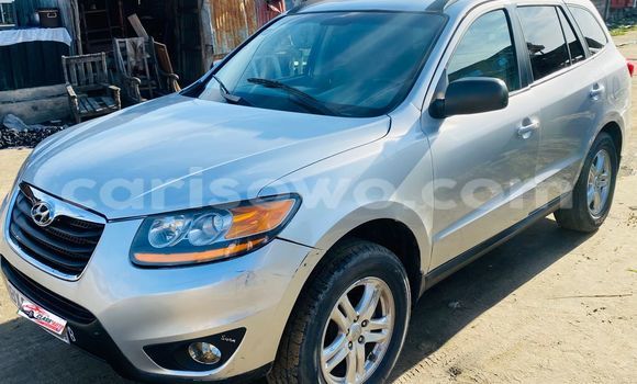 Buy Used Hyundai Santa Fe Silver Car in Abomey Calavi in Benign Buy Used Hyundai Santa Fe Silver Car in Abomey Calavi in Benign