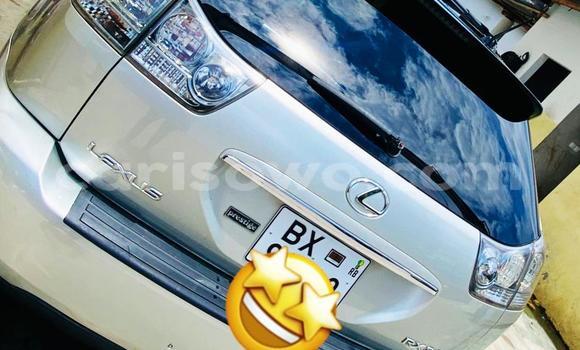 Sayi Na hannu Lexus RX 330 M Mota in Cotonou a Benin