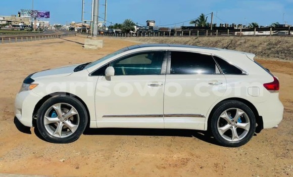Ra Àlòkù Toyota Venza funfun Ọkọ̀ in Cotonou ni Benin Ra Àlòkù Toyota Venza funfun Ọkọ̀ in Cotonou ni Benin