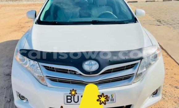 Ra Àlòkù Toyota Venza funfun Ọkọ̀ in Cotonou ni Benin Ra Àlòkù Toyota Venza funfun Ọkọ̀ in Cotonou ni Benin