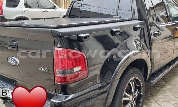 Acheter Occasion Voiture Ford Explorer Sport Trac Noir à Cotonou, Benin Acheter Occasion Voiture Ford Explorer Sport Trac Noir à Cotonou, Benin