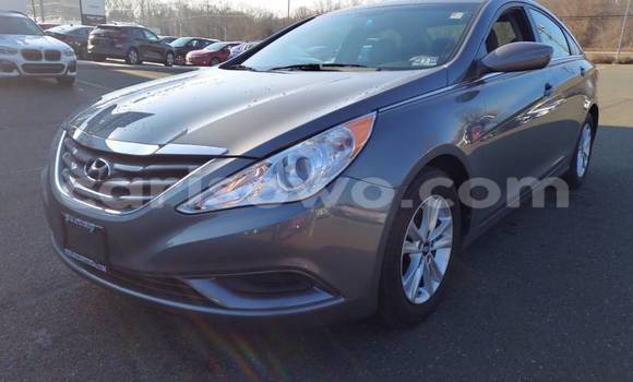 Acheter Import Voiture Hyundai Sonata Gris à Porto Novo, Benin Acheter Import Voiture Hyundai Sonata Gris à Porto Novo, Benin