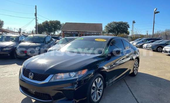 Acheter Import Voiture Honda Accord Noir à Cotonou, Benin Acheter Import Voiture Honda Accord Noir à Cotonou, Benin