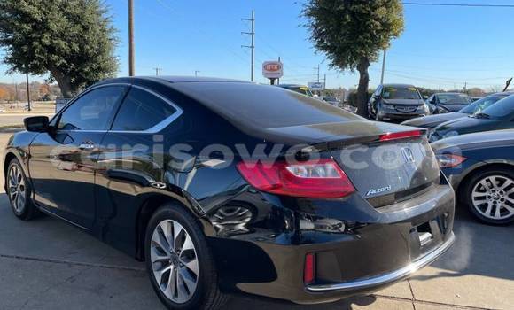 Acheter Import Voiture Honda Accord Noir à Cotonou, Benin Acheter Import Voiture Honda Accord Noir à Cotonou, Benin