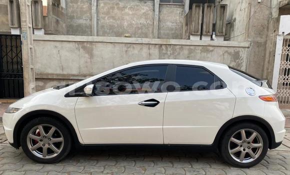 Buy Used Honda Civic White Car in Abomey Calavi in Benign Buy Used Honda Civic White Car in Abomey Calavi in Benign