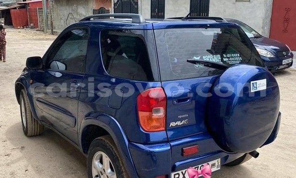 Ra Àlòkù Toyota RAV4 Blue Ọkọ̀ in Abomey Calavi ni Benin