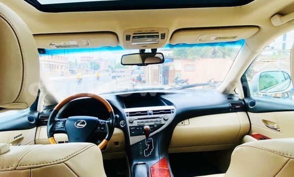 Ra Àlòkù Lexus RX 350 Silver Ọkọ̀ in Cotonou ni Benin Ra Àlòkù Lexus RX 350 Silver Ọkọ̀ in Cotonou ni Benin