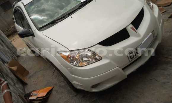 Ra Àlòkù Pontiac Vibe funfun Ọkọ̀ in Cotonou ni Benin