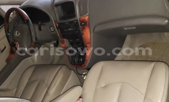 Acheter Occasion Voiture Lexus RX 300 Marron à Cotonou, Benin Acheter Occasion Voiture Lexus RX 300 Marron à Cotonou, Benin