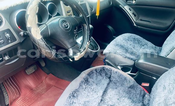 Ra Àlòkù Toyota Matrix Red Ọkọ̀ in Cotonou ni Benin Ra Àlòkù Toyota Matrix Red Ọkọ̀ in Cotonou ni Benin