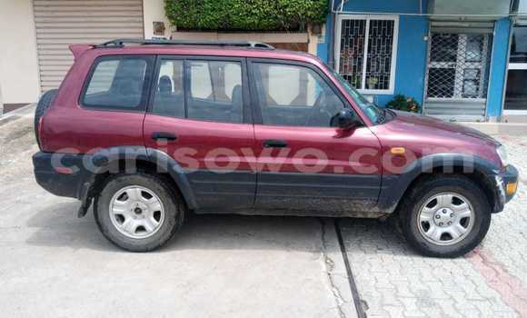 Acheter Occasion Voiture Toyota RAV4 Rouge à Cotonou, Benin Acheter Occasion Voiture Toyota RAV4 Rouge à Cotonou, Benin