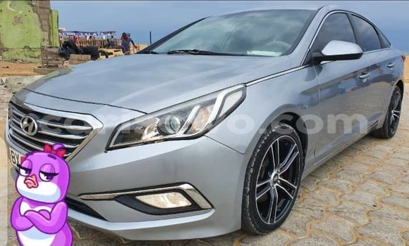 Sayi Na hannu Hyundai Sonata Azurfa Mota in Abomey Calavi a Benin Sayi Na hannu Hyundai Sonata Azurfa Mota in Abomey Calavi a Benin