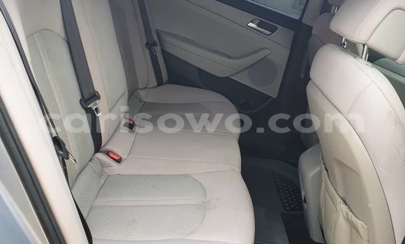 Buy Used Hyundai Sonata Silver Car in Abomey Calavi in Benign Buy Used Hyundai Sonata Silver Car in Abomey Calavi in Benign