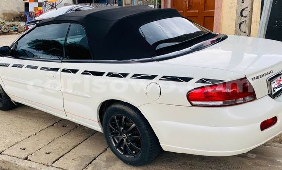 Buy Used Chrysler Sebring White Car in Abomey Calavi in Benign Buy Used Chrysler Sebring White Car in Abomey Calavi in Benign