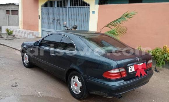 Sayi Na hannu Mercedes-Benz CLK–Class Black Mota in Abomey Calavi a Benin Sayi Na hannu Mercedes-Benz CLK–Class Black Mota in Abomey Calavi a Benin