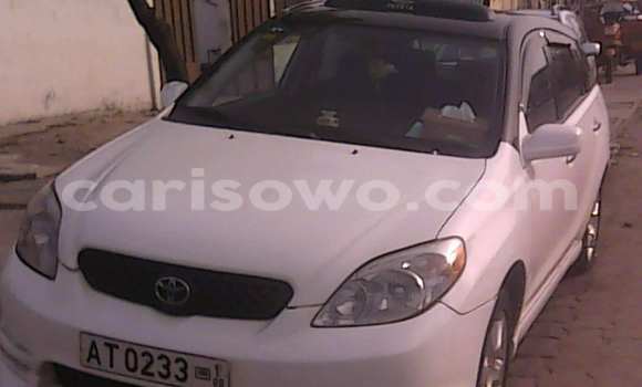 Acheter Occasion Voiture Toyota Matrix Blanc à Cotonou, Benin Acheter Occasion Voiture Toyota Matrix Blanc à Cotonou, Benin