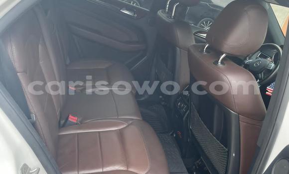 Ra Àlòkù Mercedes-Benz ML–Class funfun Ọkọ̀ in Porto Novo ni Benin Ra Àlòkù Mercedes-Benz ML–Class funfun Ọkọ̀ in Porto Novo ni Benin