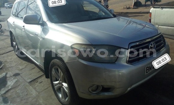 Ra Àlòkù Toyota Highlander Silver Ọkọ̀ in Cotonou ni Benin Ra Àlòkù Toyota Highlander Silver Ọkọ̀ in Cotonou ni Benin