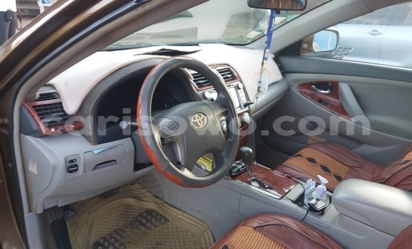 Ra Àlòkù Toyota Camry Brown Ọkọ̀ in Cotonou ni Benin Ra Àlòkù Toyota Camry Brown Ọkọ̀ in Cotonou ni Benin