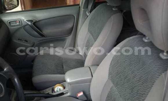 Ra Àlòkù Toyota RAV4 Silver Ọkọ̀ in Cotonou ni Benin Ra Àlòkù Toyota RAV4 Silver Ọkọ̀ in Cotonou ni Benin