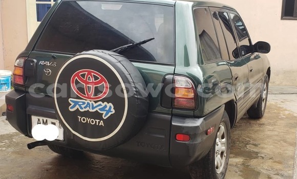 Ra Àlòkù Toyota RAV4 Alawọ ewe Ọkọ̀ in Cotonou ni Benin