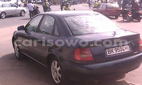 Sayi Na hannu Audi A4 Black Mota in Savalou a Benin Sayi Na hannu Audi A4 Black Mota in Savalou a Benin