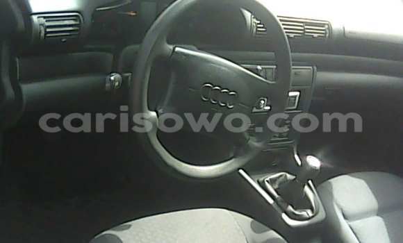 Sayi Na hannu Audi A4 Black Mota in Savalou a Benin Sayi Na hannu Audi A4 Black Mota in Savalou a Benin