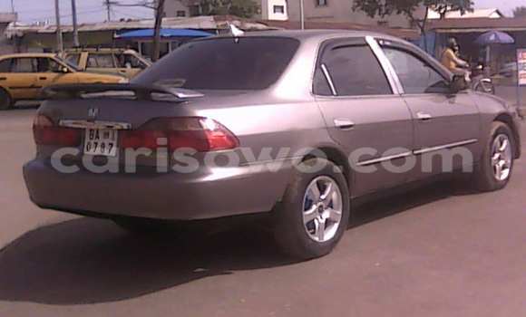 Sayi Na hannu Honda Accord Brown Mota in Savalou a Benin Sayi Na hannu Honda Accord Brown Mota in Savalou a Benin