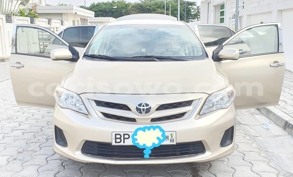 Acheter Occasion Voiture Toyota Corolla Beige à Cotonou, Benin Acheter Occasion Voiture Toyota Corolla Beige à Cotonou, Benin