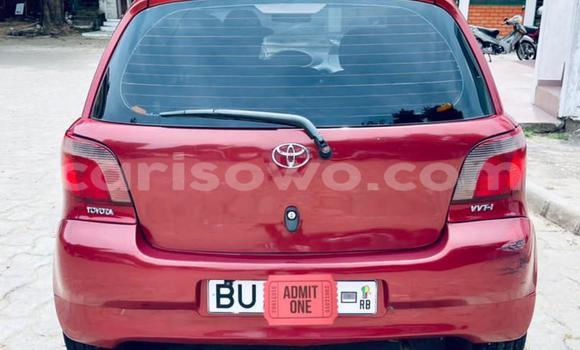 Ra Àlòkù Toyota Yaris Red Ọkọ̀ in Cotonou ni Benin