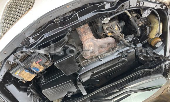 Sayi Na hannu Toyota Camry (Japan) White Mota in Abomey Calavi a Benin Sayi Na hannu Toyota Camry (Japan) White Mota in Abomey Calavi a Benin