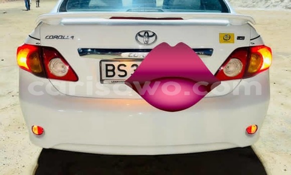 Acheter Occasion Voiture Toyota Corolla Cross Blanc à Abomey Calavi, Benin