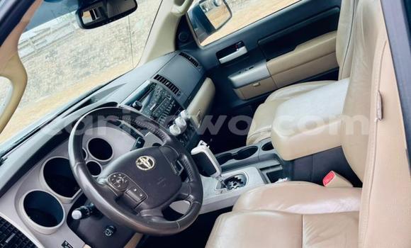 Sayi Na hannu Toyota Tundra Sauran Mota in Cotonou a Benin Sayi Na hannu Toyota Tundra Sauran Mota in Cotonou a Benin