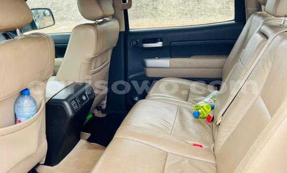 Sayi Na hannu Toyota Tundra Sauran Mota in Cotonou a Benin Sayi Na hannu Toyota Tundra Sauran Mota in Cotonou a Benin