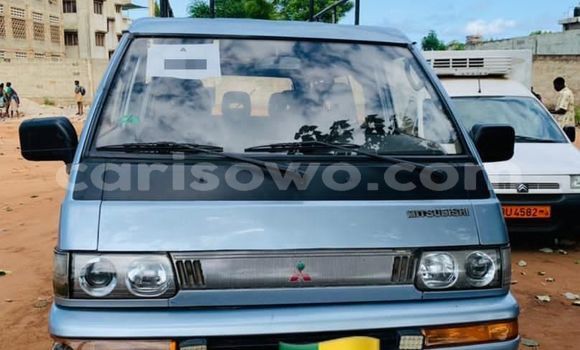 Ra Àlòkù Mitsubishi Van funfun Ọkọ̀ akẹ́rù ńlá in Abomey Calavi ni Benin Ra Àlòkù Mitsubishi Van funfun Ọkọ̀ akẹ́rù ńlá in Abomey Calavi ni Benin