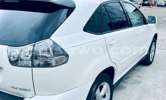 Ra Àlòkù Lexus RX 330 funfun Ọkọ̀ in Abomey Calavi ni Benin Ra Àlòkù Lexus RX 330 funfun Ọkọ̀ in Abomey Calavi ni Benin