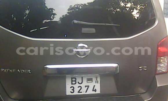 Acheter Occasion Voiture Nissan Pathfinder Marron à Cotonou, Benin Acheter Occasion Voiture Nissan Pathfinder Marron à Cotonou, Benin