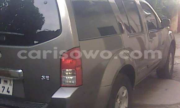 Acheter Occasion Voiture Nissan Pathfinder Marron à Cotonou, Benin Acheter Occasion Voiture Nissan Pathfinder Marron à Cotonou, Benin