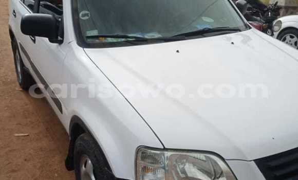 Ra Àlòkù Honda CR–V funfun Ọkọ̀ in Cotonou ni Benin Ra Àlòkù Honda CR–V funfun Ọkọ̀ in Cotonou ni Benin
