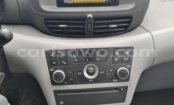 Sayi Na hannu Nissan Almera Azurfa Mota in Abomey Calavi a Benin Sayi Na hannu Nissan Almera Azurfa Mota in Abomey Calavi a Benin