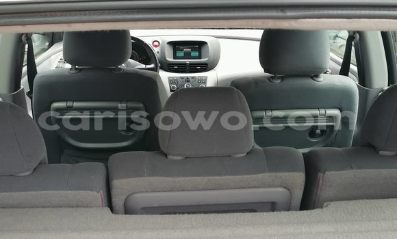 Sayi Na hannu Nissan Almera Azurfa Mota in Abomey Calavi a Benin Sayi Na hannu Nissan Almera Azurfa Mota in Abomey Calavi a Benin