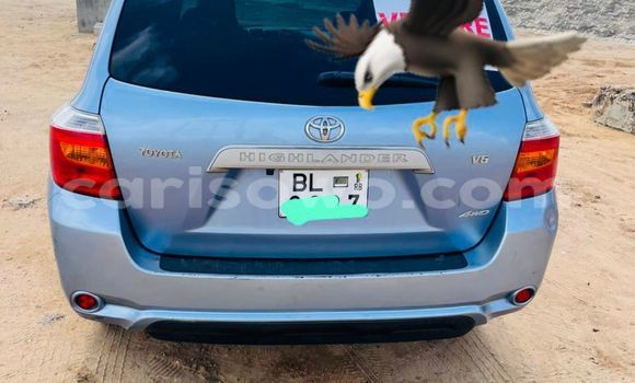 Buy Used Toyota Highlander Blue Car in Abomey Calavi in Benign Buy Used Toyota Highlander Blue Car in Abomey Calavi in Benign