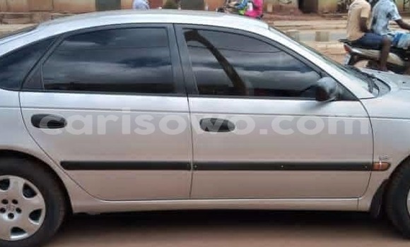 Acheter Occasion Voiture Toyota Avensis Gris à Abomey Calavi, Benin Acheter Occasion Voiture Toyota Avensis Gris à Abomey Calavi, Benin