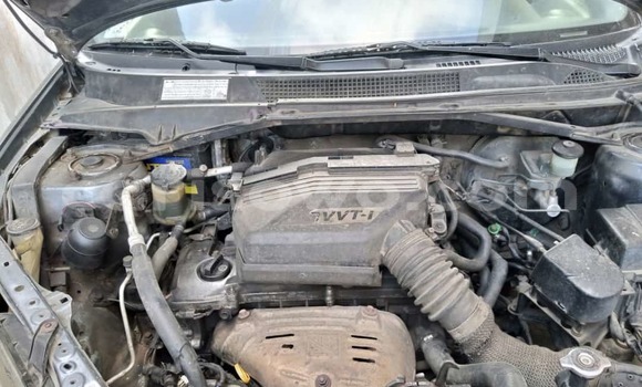 Ra Àlòkù Toyota RAV4 Silver Ọkọ̀ in Abomey Calavi ni Benin Ra Àlòkù Toyota RAV4 Silver Ọkọ̀ in Abomey Calavi ni Benin